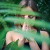 Meditative Pflanzenannäherungen